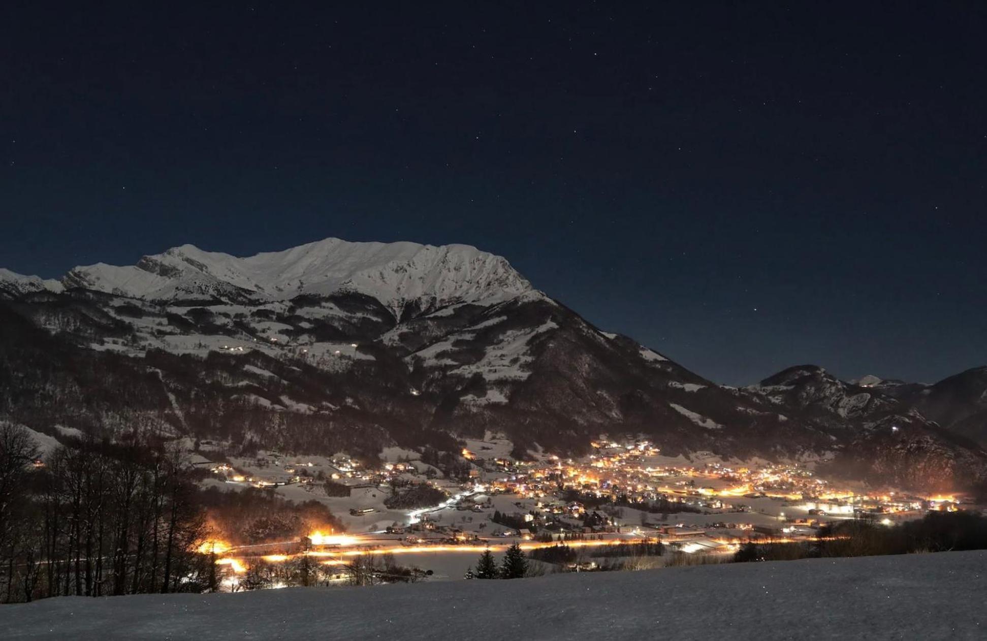 Appartamento Vista Grigna, Natura,Sport E Relax Primaluna Екстер'єр фото